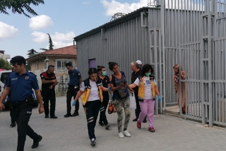 Yabancı uyruklu kadın y&uuml;r&uuml;rken dehşeti yaşadı