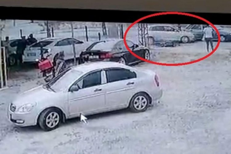 İYİ Partili meclis &uuml;yesine otomobille &ccedil;arpan bakın kim?