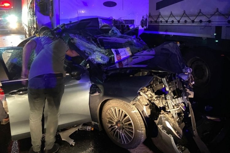D&uuml;zce'de korkun&ccedil; kaza: 3 &ouml;l&uuml;, 1'i ağır 3 yaralı