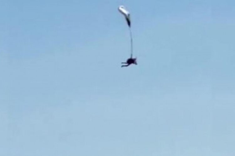 Paraş&uuml;t&uuml;n&uuml;n ipleri dolandı, yedek paraş&uuml;t&uuml; hayatını kurtardı