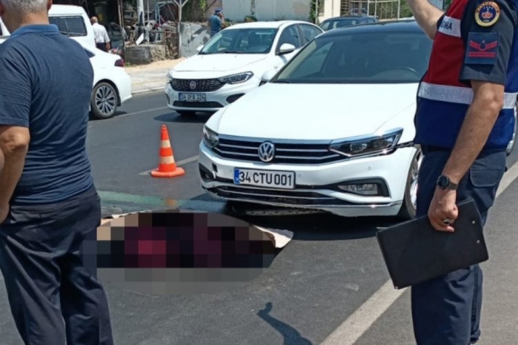 İki aracın &ccedil;arptığı kadın hayatını kaybetti