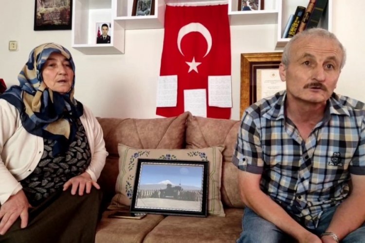 Şehit Emre Dokumacı'nın ailesi sevin&ccedil; g&ouml;zyaşı d&ouml;kt&uuml;: Bug&uuml;n yavrumun d&uuml;ğ&uuml;n&uuml;, bayramı