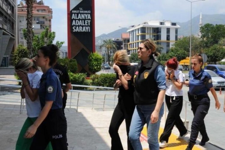 Mekanda fahiş fiyat alıp darp ediyorlar