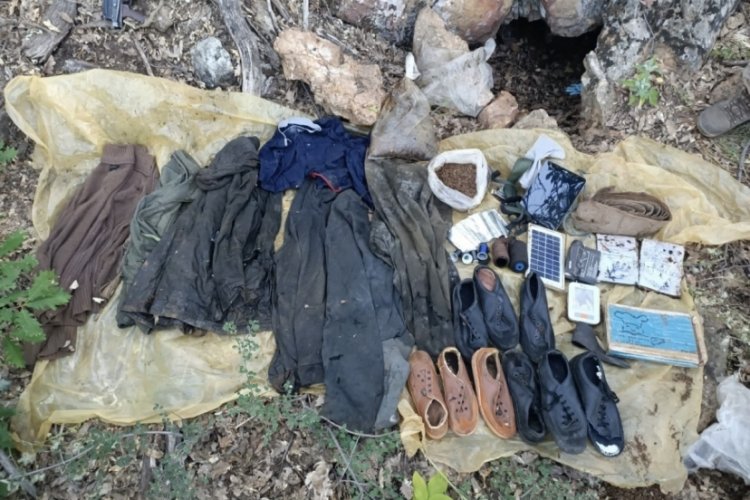 Tunceli'de PKK'ya ait yaşam malzemesi ele ge&ccedil;irildi