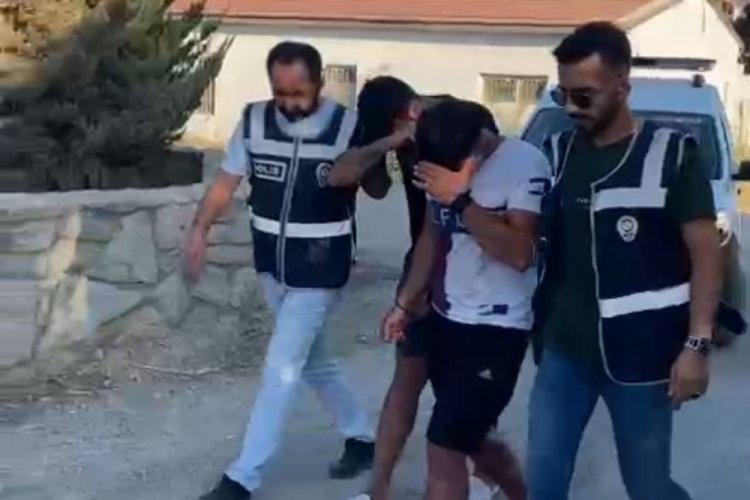Muğla Dat&ccedil;a'da 2 organizat&ouml;r ve 56 ka&ccedil;ak g&ouml;&ccedil;men yakalandı