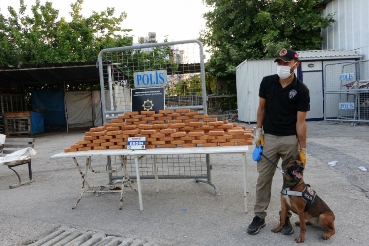 Bir tırda 105 kilo eroin ele ge&ccedil;irildi