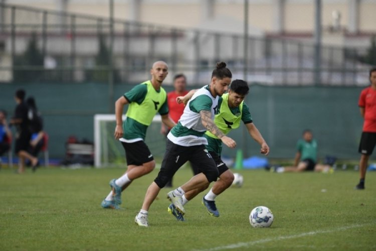 Bursaspor g&uuml;n&uuml; tek antrenmanla kapadı