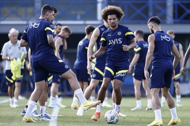 Fenerbah&ccedil;e, &Uuml;mraniyespor ma&ccedil;ı hazırlıklarını s&uuml;rd&uuml;rd&uuml;