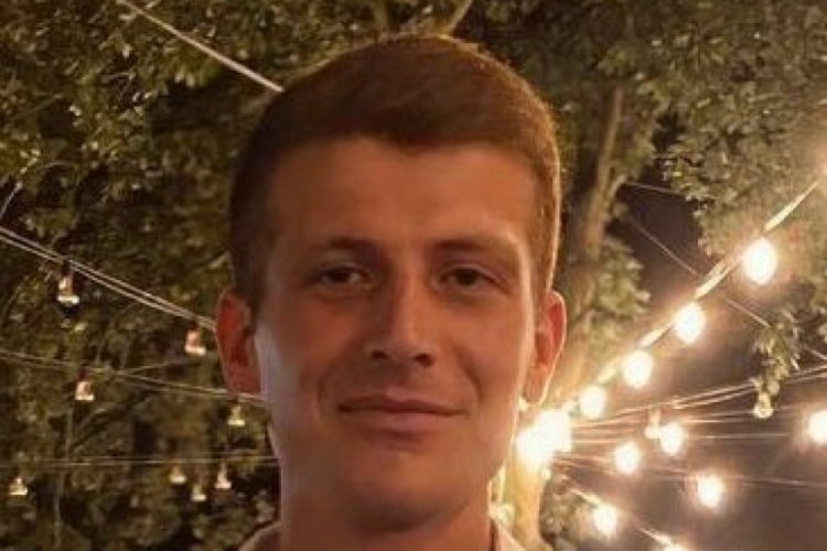 Nişanlısının g&ouml;z&uuml; &ouml;n&uuml;nde boğularak can verdi