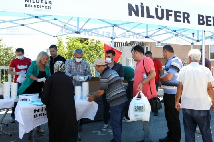 Bursa'da aşureler Nil&uuml;fer Belediyesi'nden