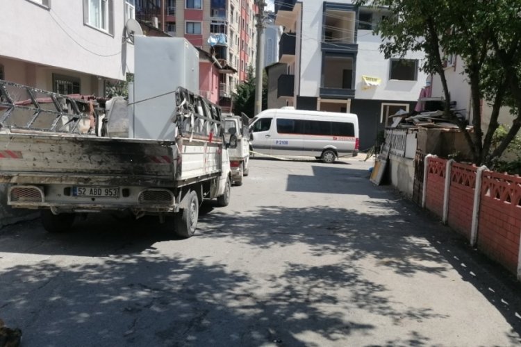 Kalabalık iki grubun silahlı kavgasında 2 kişi yaralandı