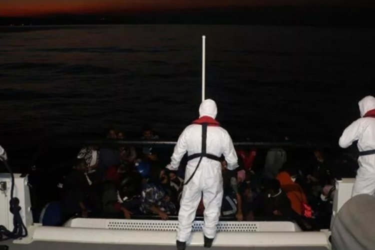 &Ccedil;anakkale a&ccedil;ıklarında 46 d&uuml;zensiz g&ouml;&ccedil;men yakalandı