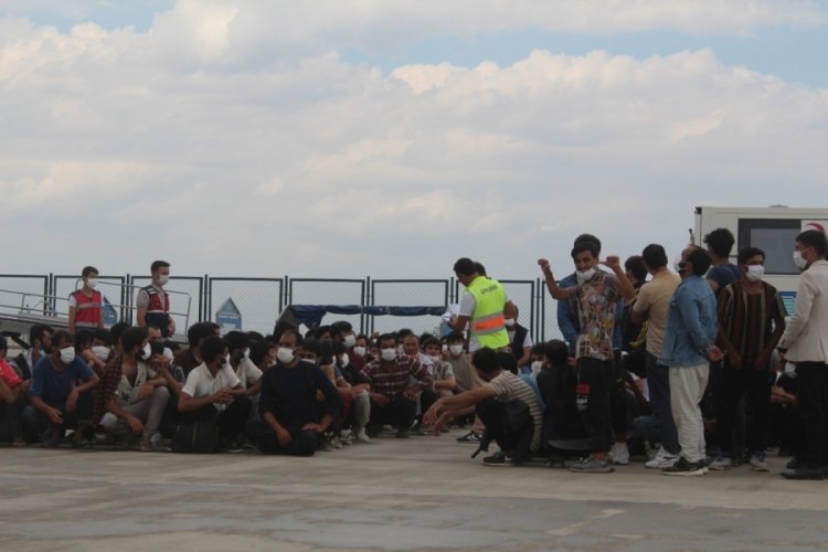 63 bin 162 d&uuml;zensiz g&ouml;&ccedil;men sınır dışı edildi