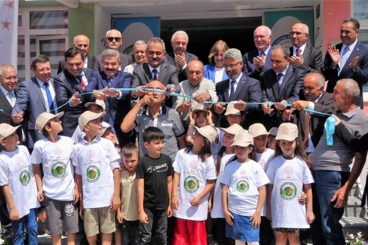 Milli Eğitim Bakanı &Ouml;zer: Bağış konusunu eğitim g&uuml;ndeminden &ccedil;ıkardık