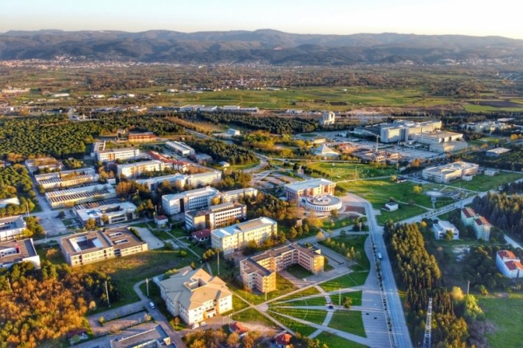 BU&Uuml;'ye "Geleneksel T&uuml;rk Sanatları B&ouml;l&uuml;m&uuml;" kuruldu