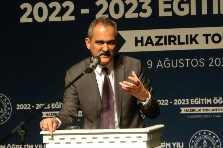 Milli Eğitim Bakanı &Ouml;zer: K&uuml;t&uuml;phanesiz okul kalmadı, 16 bin 361 k&uuml;t&uuml;phane yaptık
