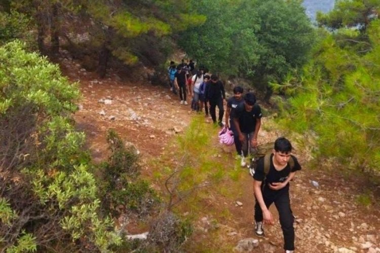 72 yasa dışı g&ouml;&ccedil;men yakalandı