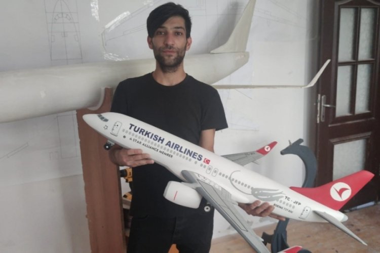 Evinde u&ccedil;ak yapıp Almanya'ya satıyor