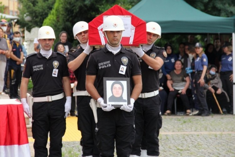 Lunapark'taki tren kazasında &ouml;len kadın polis i&ccedil;in t&ouml;ren d&uuml;zenlendi