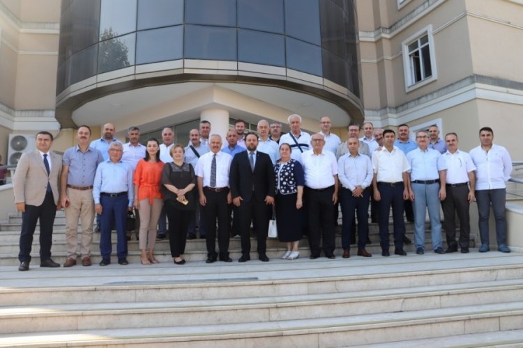 Bursa İl Mill&icirc; Eğitim M&uuml;d&uuml;r&uuml; Serkan G&uuml;r s&ouml;zl&uuml; sınav komisyonunu ziyaret etti