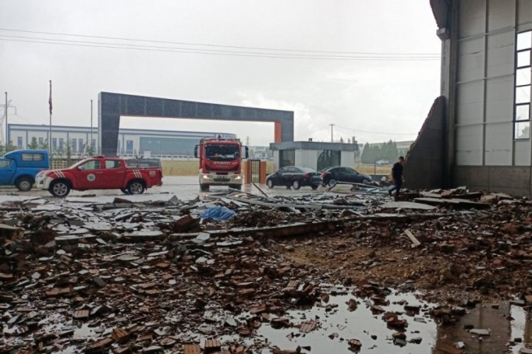 Duvarın altında kalan iş&ccedil;i hayatını kaybetti