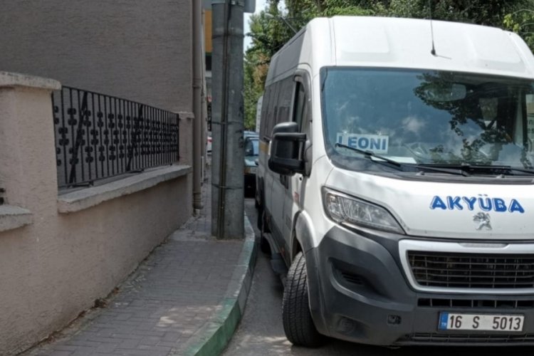 "Bursa'da kaldırımda y&uuml;r&uuml;mek işkence olmamalı"