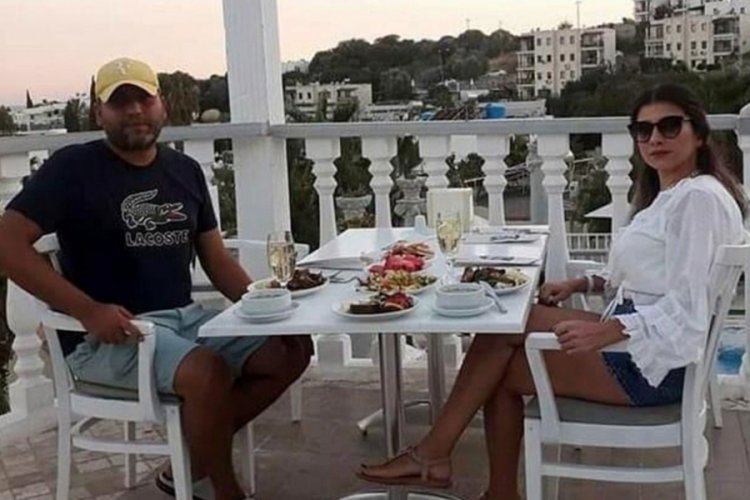 Eşinin vurduğu Ezgi &Ouml;zarslan hayatını kaybetti