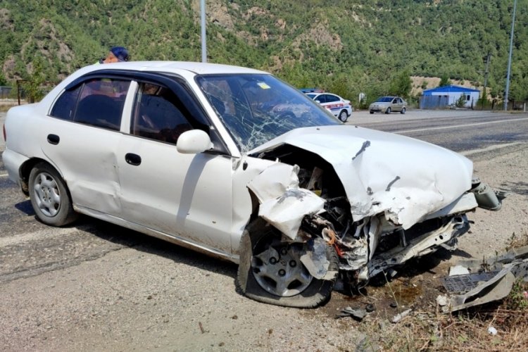 Hatalı sollama kazası: 5 yaralı