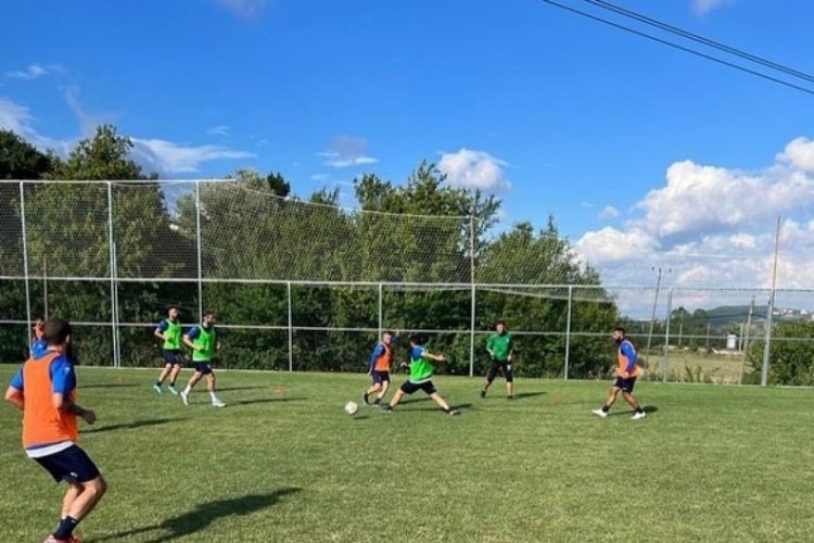 Bursa Yıldırımspor Bolu'da kampa girdi
