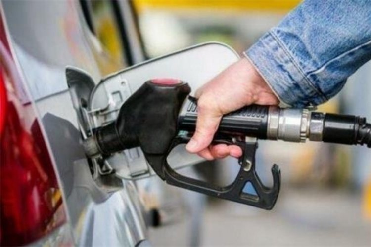 Benzine 1 lira 10 kuruş zam bekleniyor