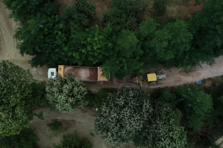 Bursa İneg&ouml;l'de arazi yolu d&uuml;zenlemesi
