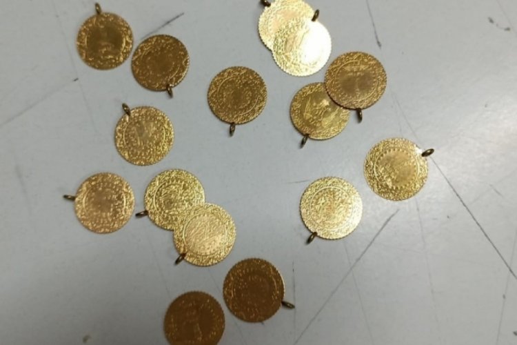 Y&uuml;nlerin i&ccedil;inden servet &ccedil;ıktı