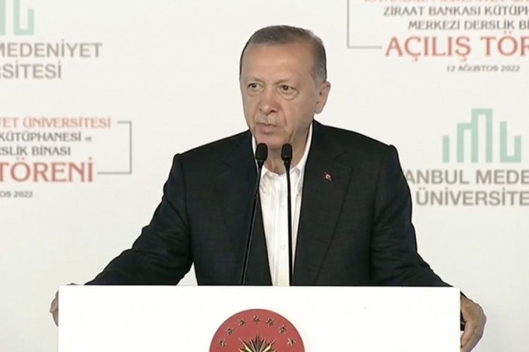 Cumhurbaşkanı Erdoğan: Kitaba sırtını d&ouml;nen cehaletin zifiri karanlığından kurtulamaz