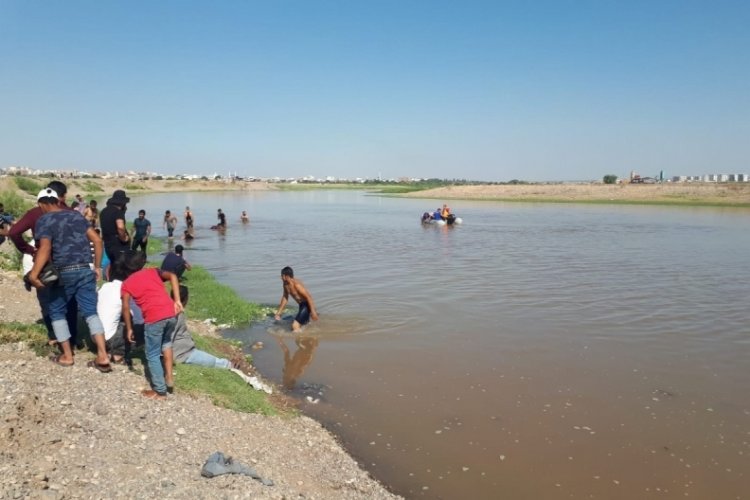 Dicle Nehri'nde kaybolan iki &ccedil;ocuk aranıyor