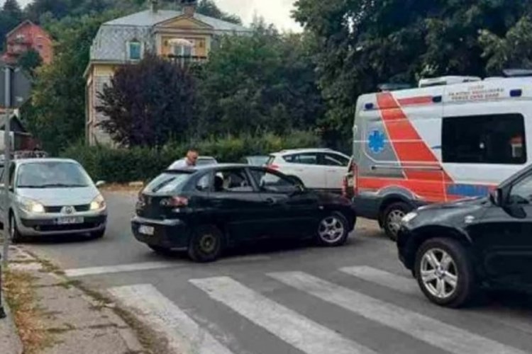Karadağ'da silahlı saldırı: 11 &ouml;l&uuml;, 6 yaralı