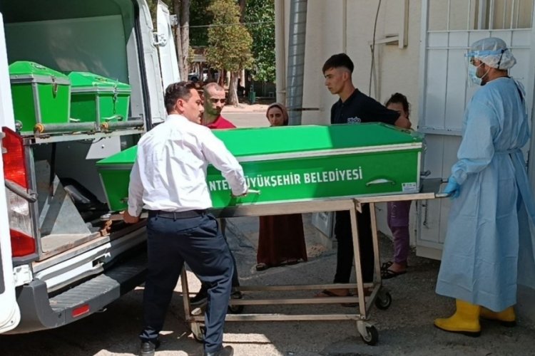 Alacağını isteyen arkadaşını &ouml;ld&uuml;rd&uuml;