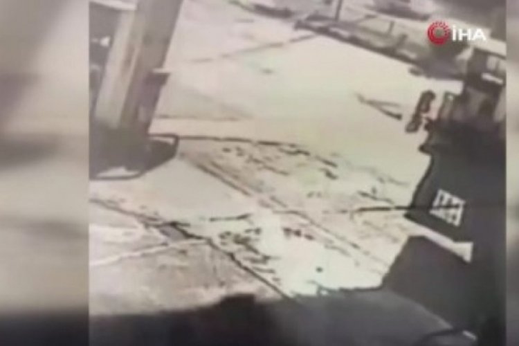 Benzin istasyonuna savrulan motosikletli akaryakıt pompalarına saplandı