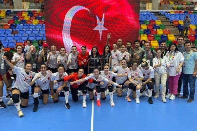 A Milli Kadın Hentbol Takımımız finalde