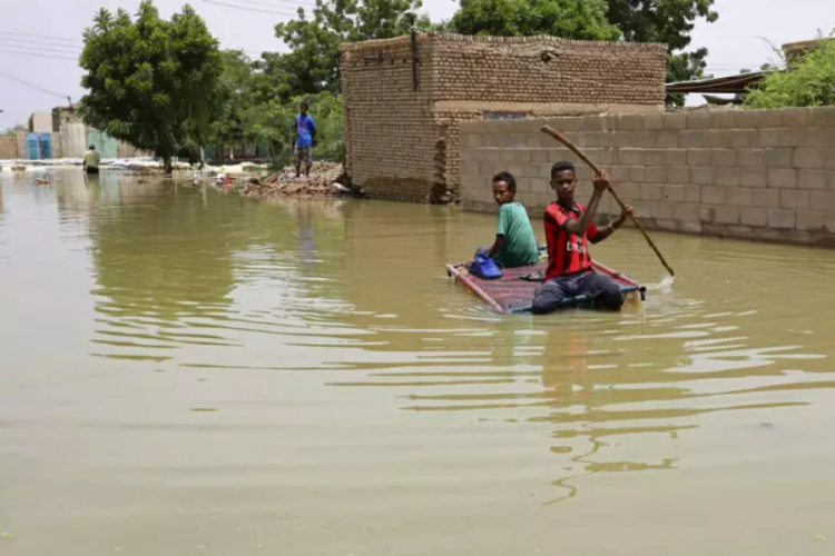 Sudan'da sel felaketi: 51 &ouml;l&uuml;, 24 yaralı