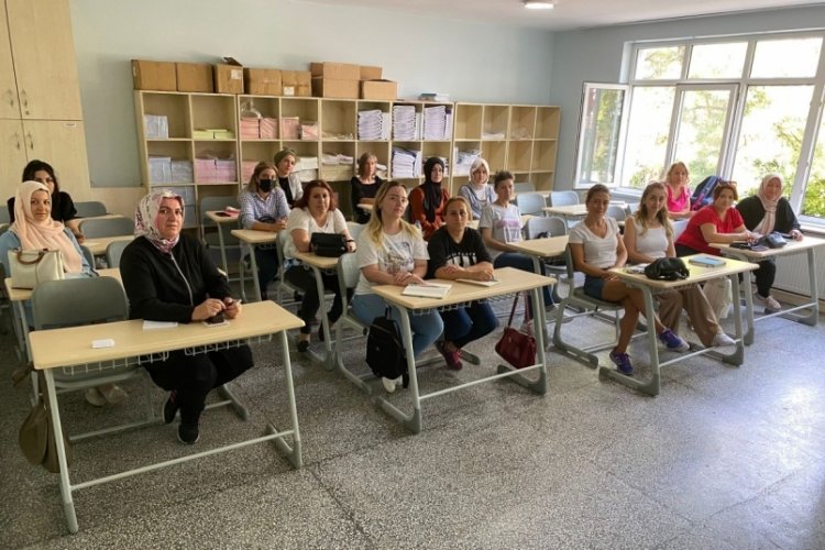 Osmangazi Halk Eğitim'den servis rehber personelleri i&ccedil;in kurs