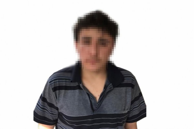 T&uuml;rk bayrağını ayaklar altına alan ve sosyal medyada paylaşan şahıs yakalandı