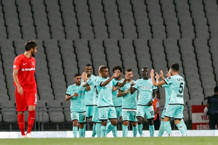 Antalyaspor deplasmanda &Uuml;mraniyespor'u mağlup etti