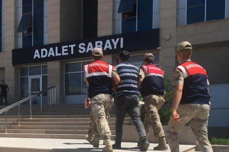 G&ouml;&ccedil;men ka&ccedil;ak&ccedil;ılığı olaylarını organize eden şahıs tutuklandı