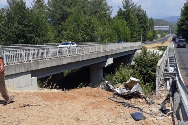 Su tahliye kanalına d&uuml;şen ara&ccedil;ta can pazarı