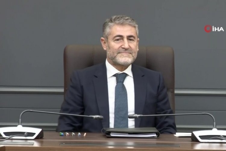Bakan Nebati'den otomotil 'al-sat'&ccedil;ılarına k&ouml;t&uuml; haber!