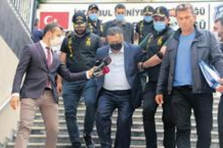 Arkadaşını &ouml;ld&uuml;r&uuml;p kuyuya attı