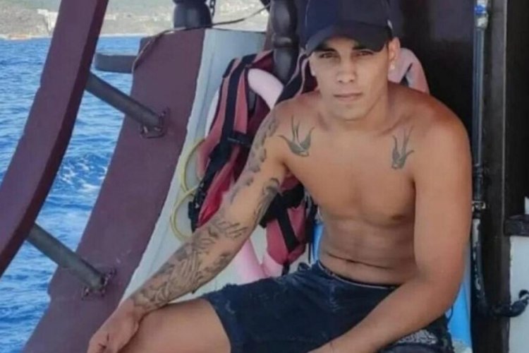 Tur teknesinin pervanesi g&ouml;revlinin ayağını kopardı