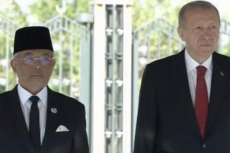Cumhurbaşkanı Erdoğan, Malezya Kralı Abdullah Şah'ı karşıladı