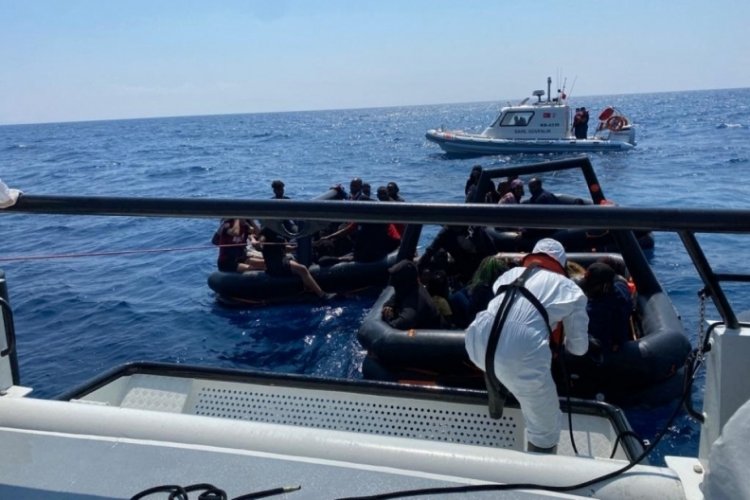 19 g&ouml;&ccedil;men yakalandı, 78 d&uuml;zensiz g&ouml;&ccedil;men kurtarıldı