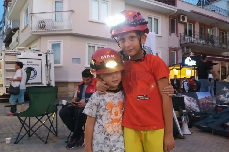 Bursa'nın Mudanya ilçesinde deprem farkındalığı etkinliği yapıldı